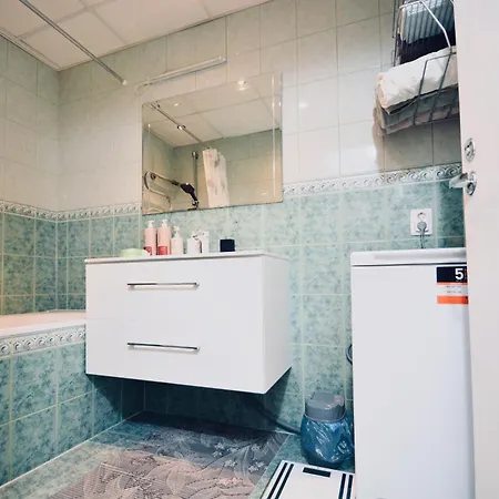Spacious With Balcony Appartamento